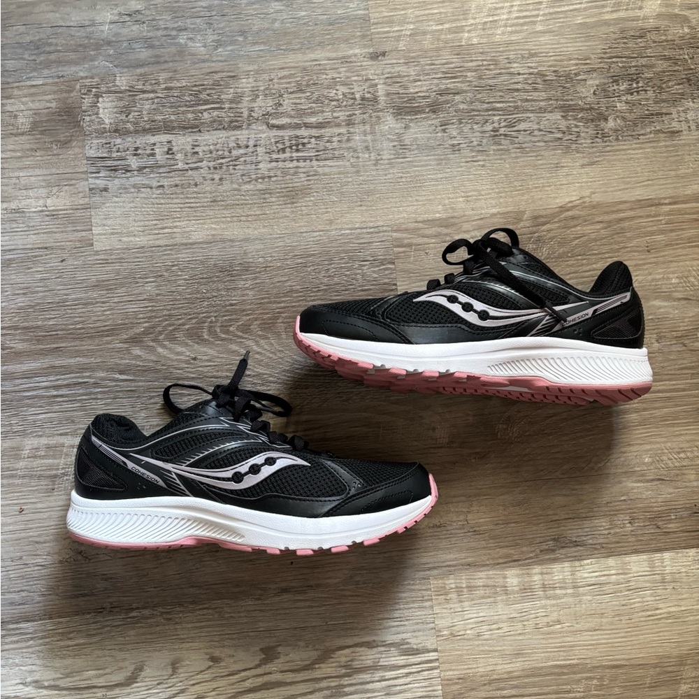 Saucony Women's Cohesion 14 Running Shoes - Picture 2 of 8